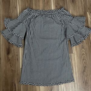 New York & Company Striped Off The Shoulder Dress XS Ruffle Tiered Sleeve Mini